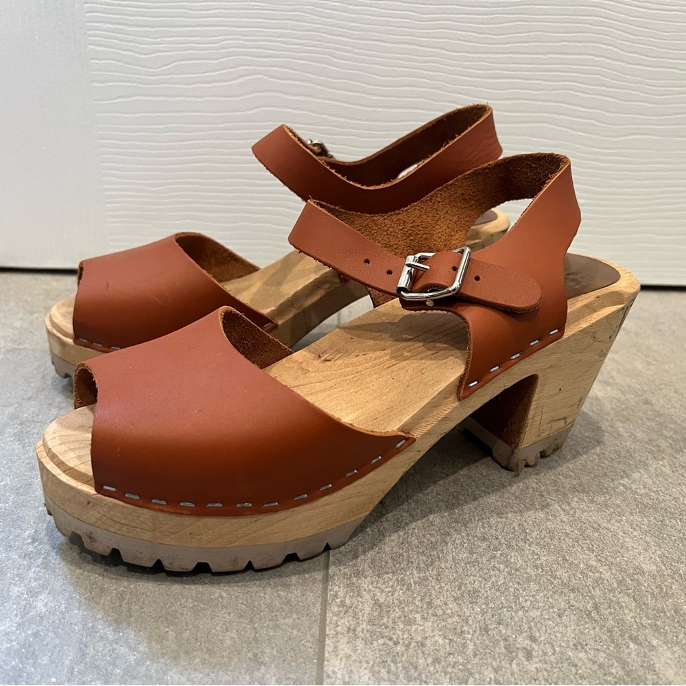 MIA  Clog - Hreta Swedish Clog- Natural Wood & Leather